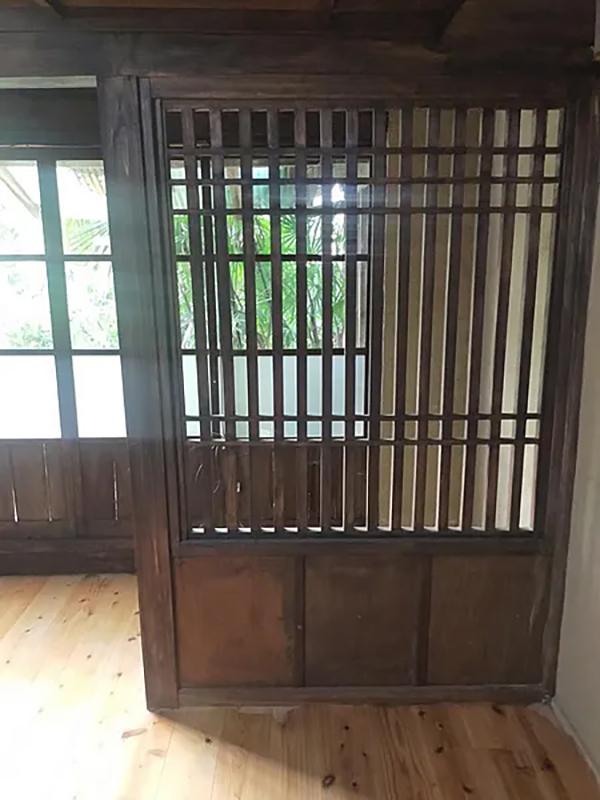 洲本市山手の売買物件/渋い建具