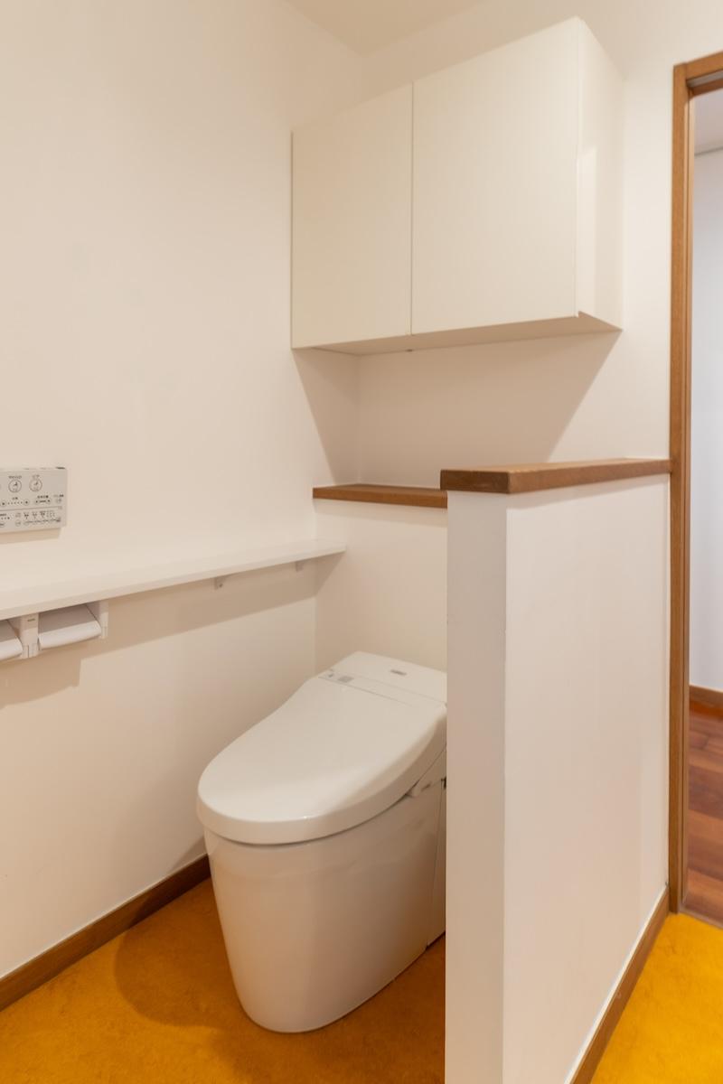 宝塚市花屋敷松ガ丘の賃貸物件/トイレと洗面、洗濯機置き場は1部屋に