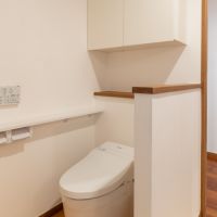 宝塚市花屋敷松ガ丘の賃貸物件/トイレと洗面、洗濯機置き場は1部屋に