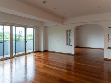 宝塚市花屋敷松ガ丘の賃貸物件/丘の上のセレナーデ