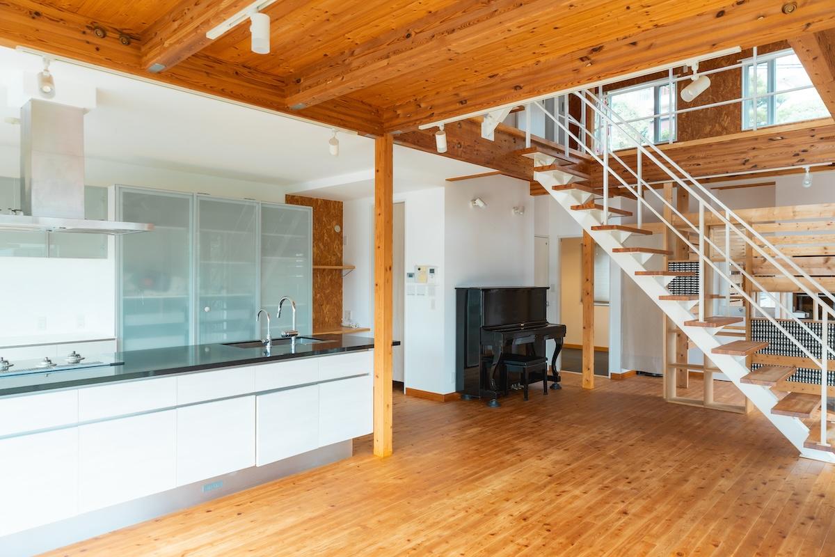 宝塚市花屋敷荘園の賃貸物件/極力間仕切りを作らず家全体がつながる間取り