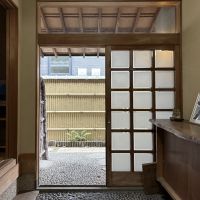 三木市末広の売買物件/玄関も良い雰囲気