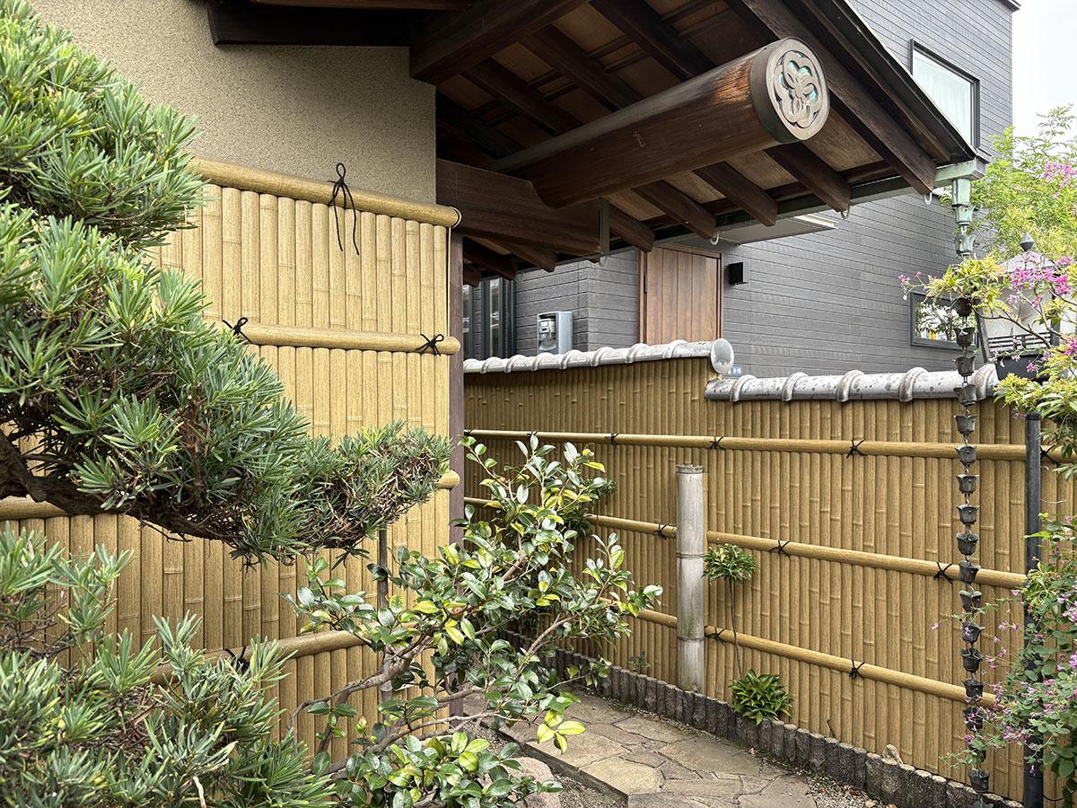 三木市末広の売買物件/門扉を入り