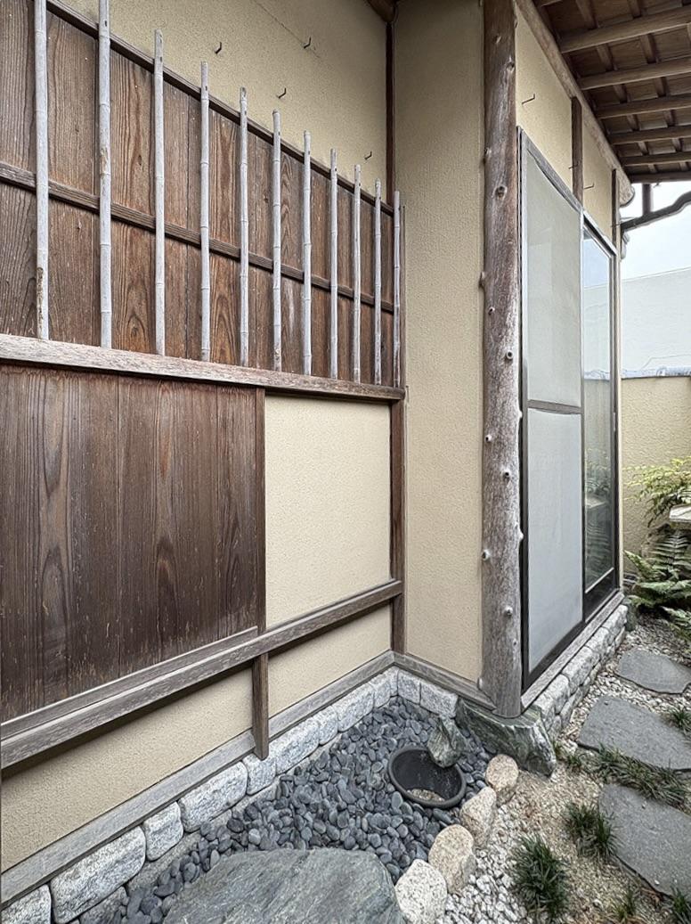 三木市末広の売買物件/茶室への入り口、躙口（にじりぐち）