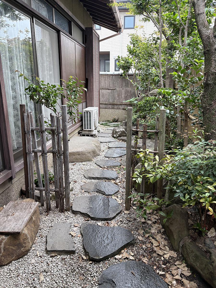 三木市末広の売買物件/庭の奥へ
