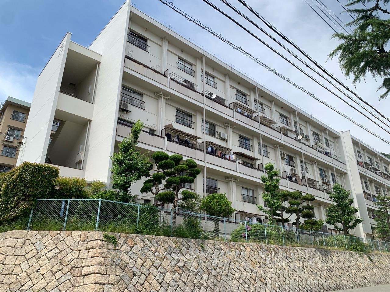 神戸市灘区鶴甲の売買物件/団地の中にメゾネット？！