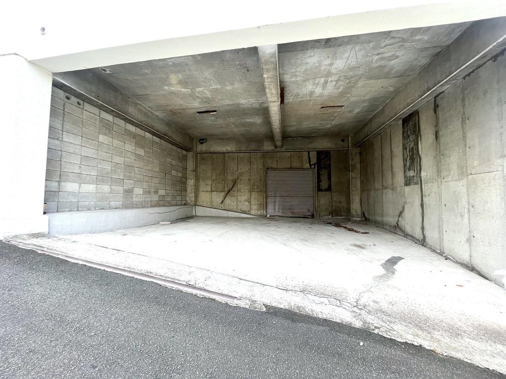 神戸市垂水区舞子坂の売買物件/どーんとあらわる駐車場