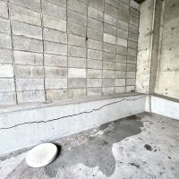 神戸市垂水区舞子坂の売買物件/経年劣化によるひび割れがあります