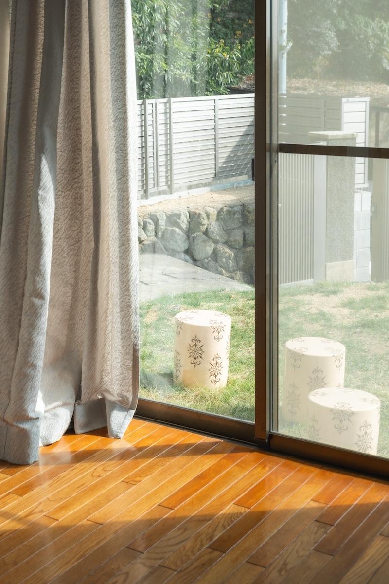 神戸市東灘区住吉山手の賃貸物件/朝起き抜けに庭へ出て、花壇に水やりなんていかがでしょう