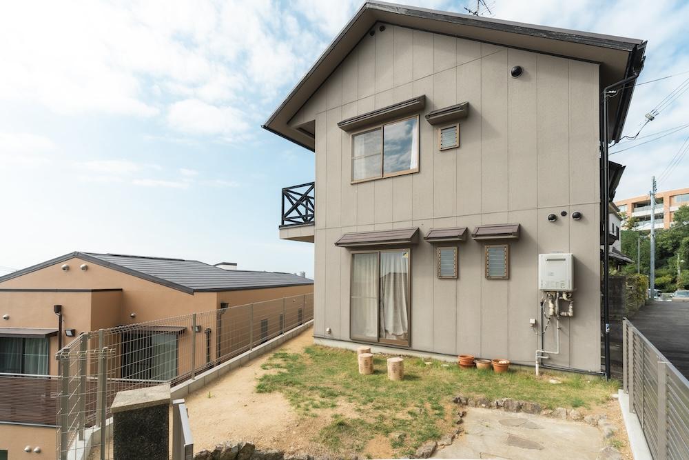 神戸市東灘区住吉山手の賃貸物件/ガーデニングを楽しめる庭もあります