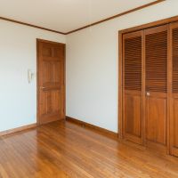 神戸市東灘区住吉山手の賃貸物件/木の建具でカントリーな感じ