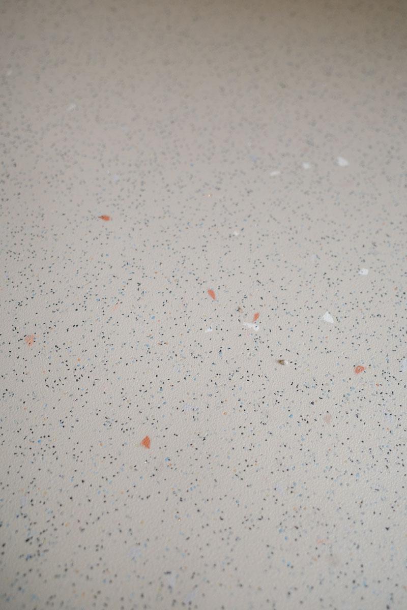 神戸市東灘区住吉台の売買物件/玄関のピカピカの床を見て「行ってきます!」