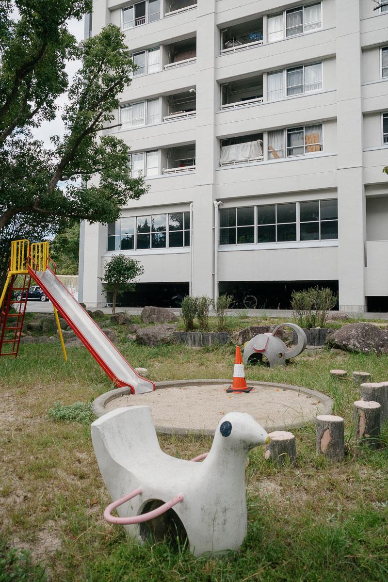 神戸市東灘区住吉台の売買物件/前には可愛いちびっこ公園が