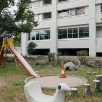 神戸市東灘区住吉台の売買物件/前には可愛いちびっこ公園が