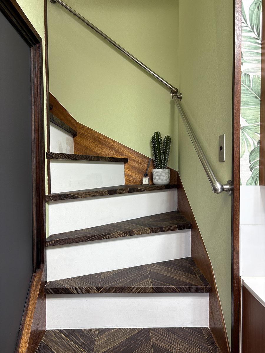 淡路市岩屋の賃貸物件/階段