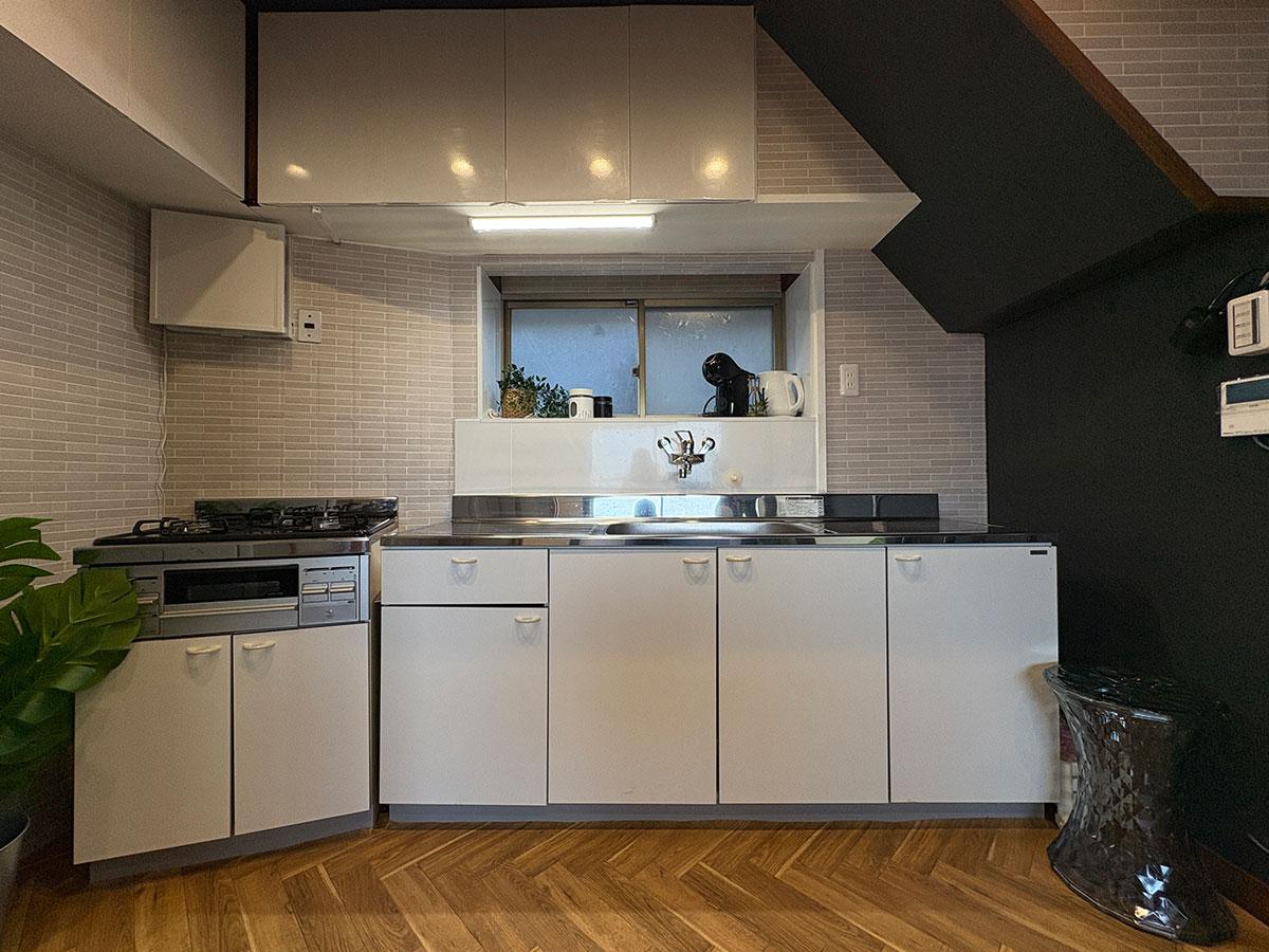 淡路市岩屋の賃貸物件/1Fキッチンは使いやすそう