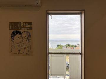 淡路市久留麻の売買物件/窓の中には水平線