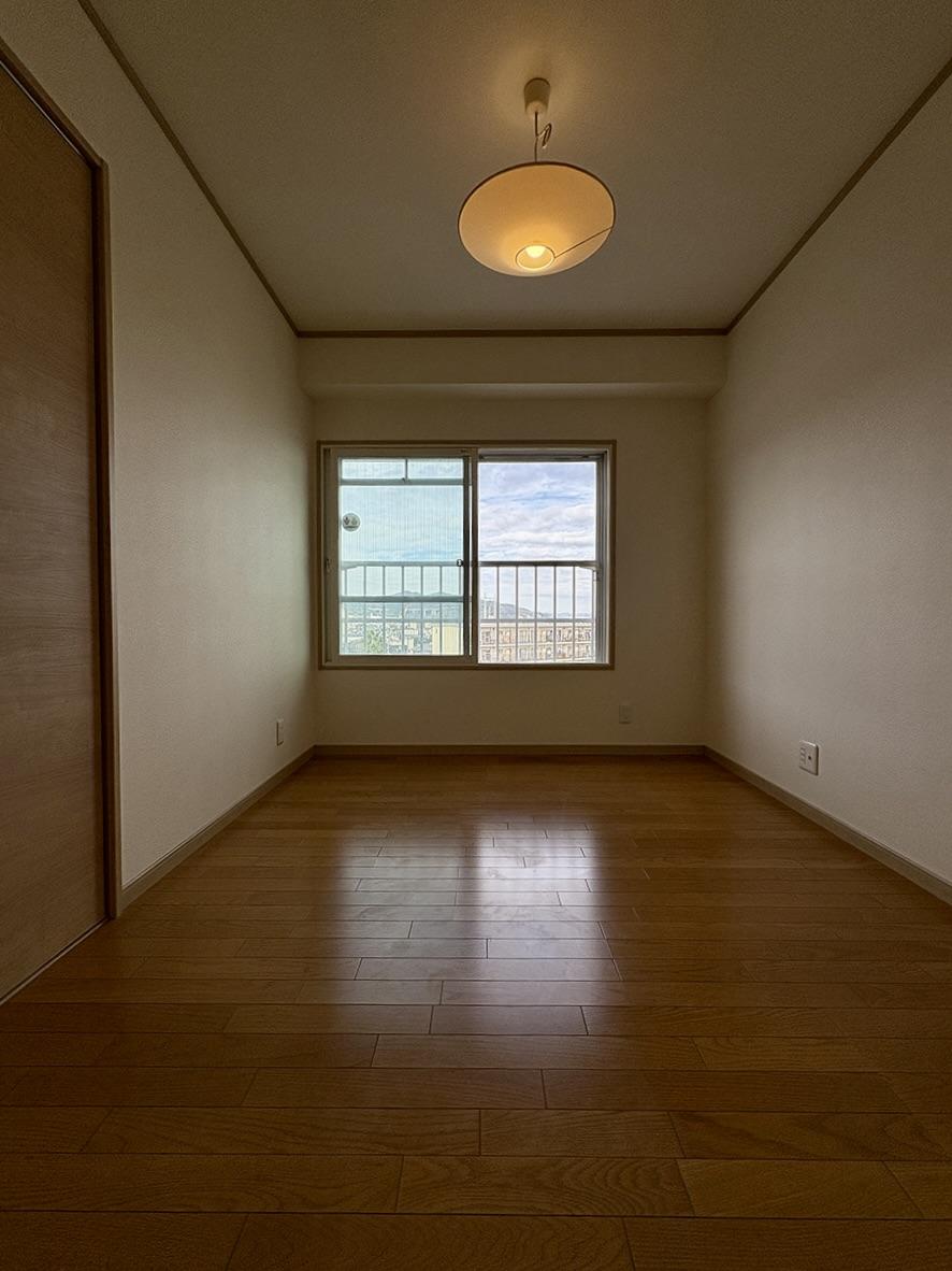 淡路市久留麻の売買物件/洋室