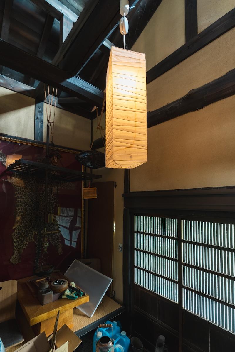 神戸市北区有野町唐櫃の売買物件/玄関入ってすぐに小さな囲炉裏スペース