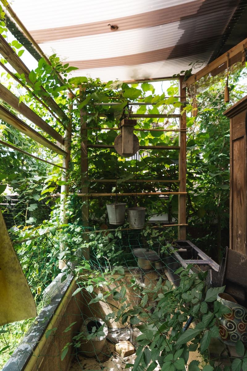 神戸市北区有野町唐櫃の売買物件/滑車のついた井戸のような水槽？