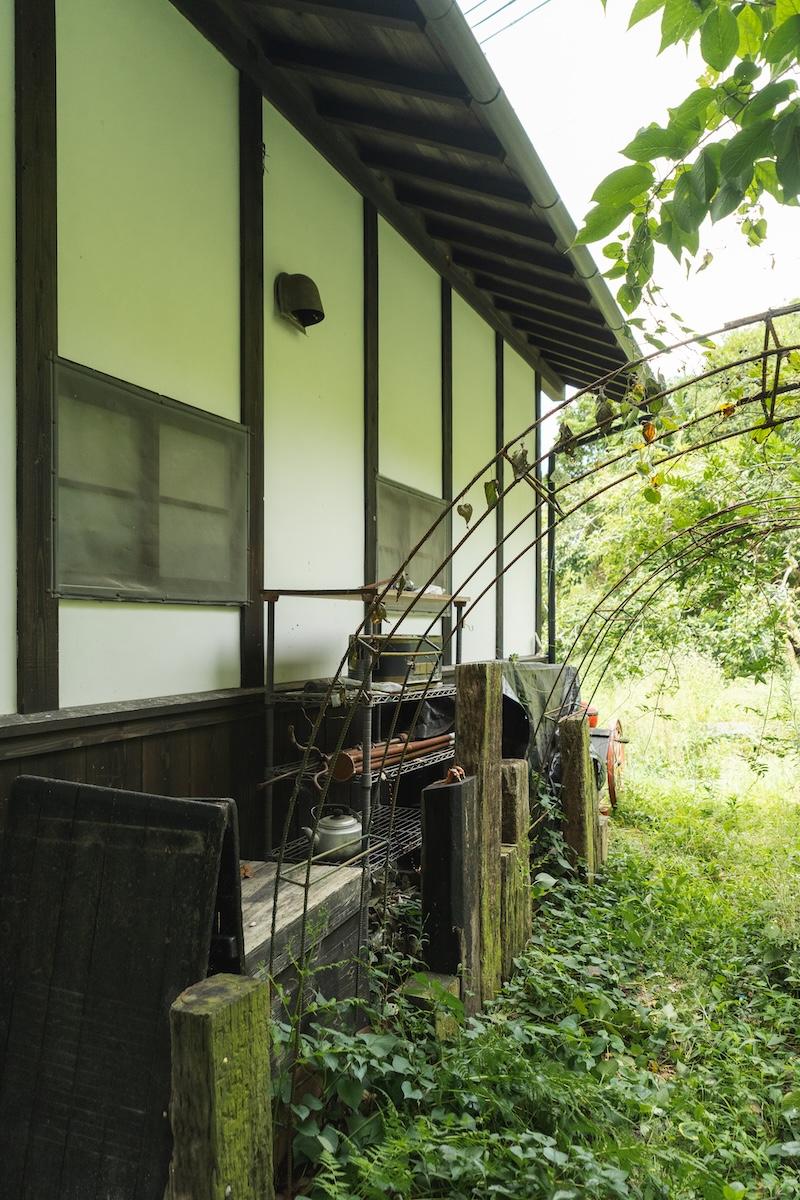 神戸市北区有野町唐櫃の売買物件/植物でアーチのゲートをつくりたい