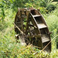 神戸市北区有野町唐櫃の売買物件/機能しているかは不明ですが、水車もありました