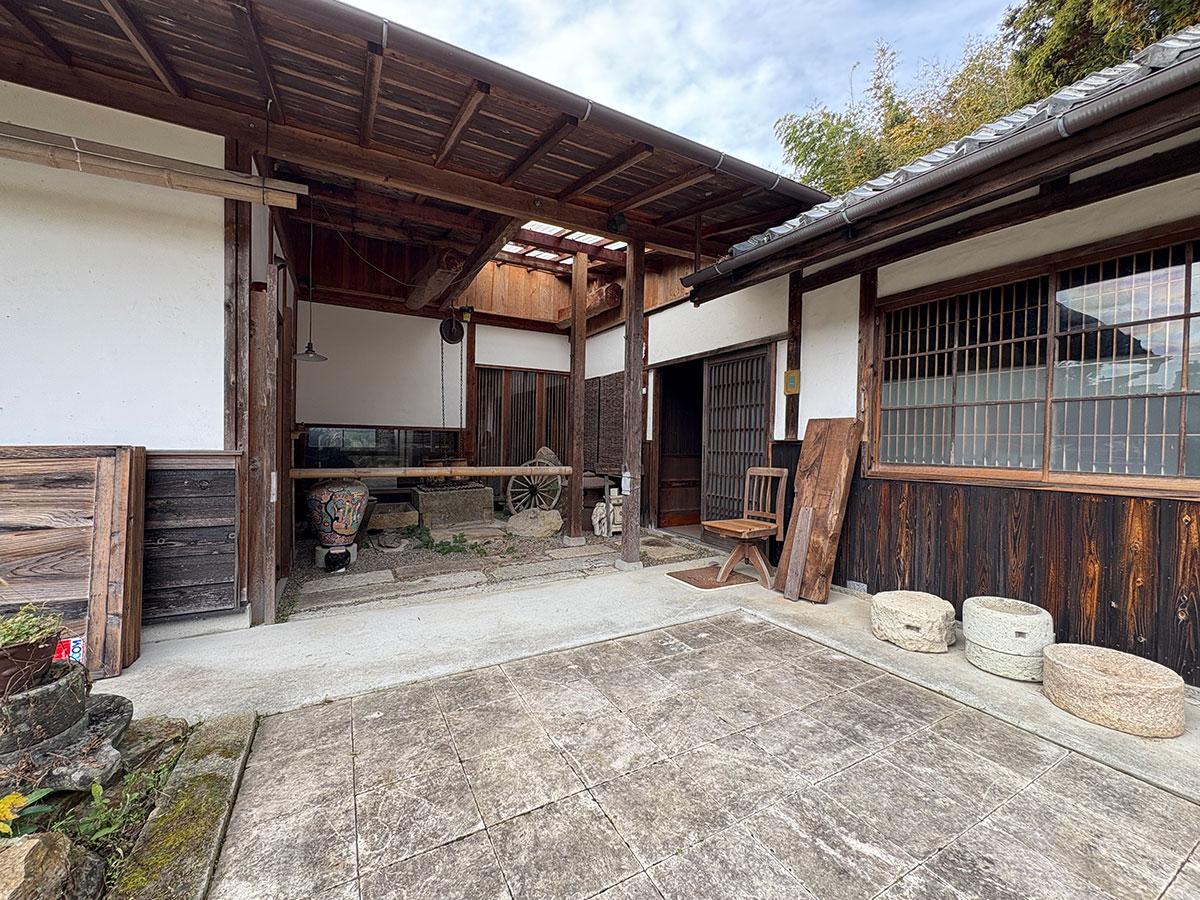 加西市油谷町の賃貸物件/中庭