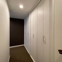 芦屋市奥池町の売買物件/ホールのクローゼット