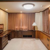 神戸市東灘区住吉山手の売買物件/西棟1F洋室、重厚な書斎。