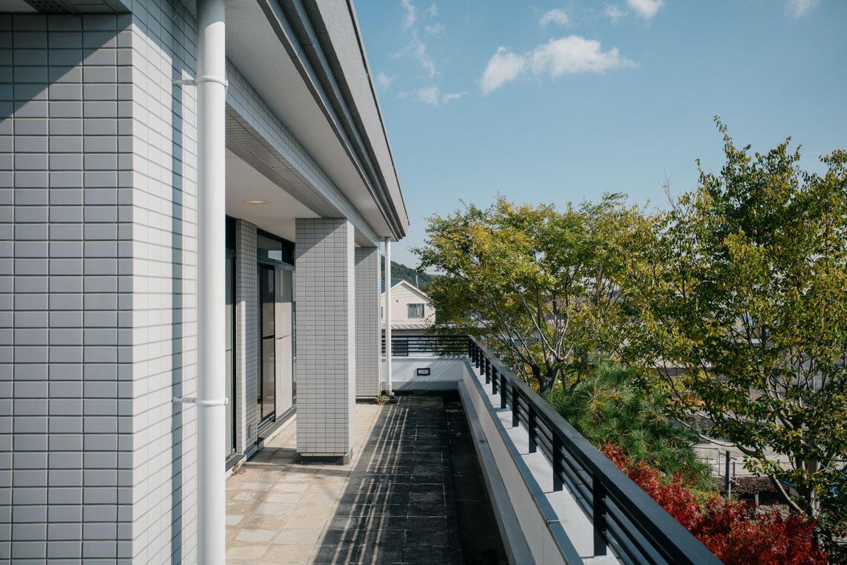 神戸市東灘区住吉山手の売買物件/西棟2Fのテラス