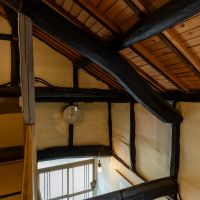 西宮市生瀬町の賃貸物件/屋根裏部屋と玄関土間が吹き抜けで繋がっています