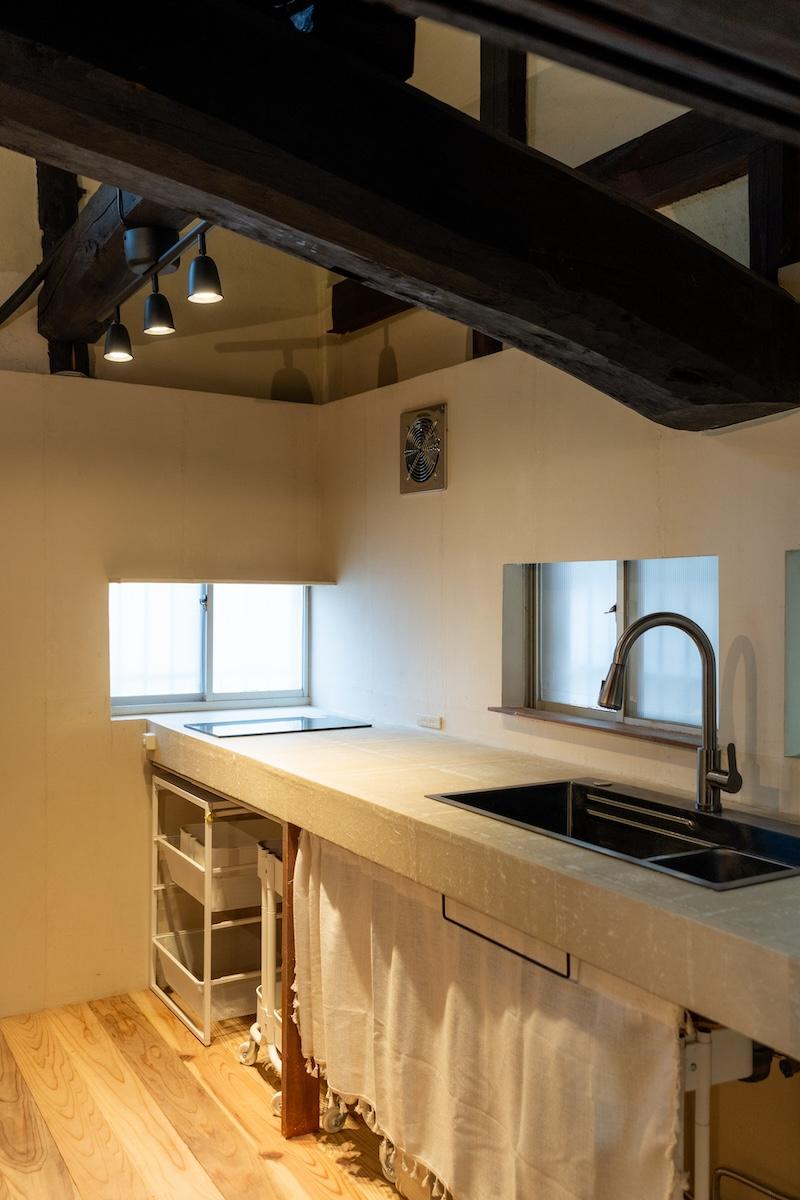 西宮市生瀬町の賃貸物件/和紙のキッチンなんて見たことない