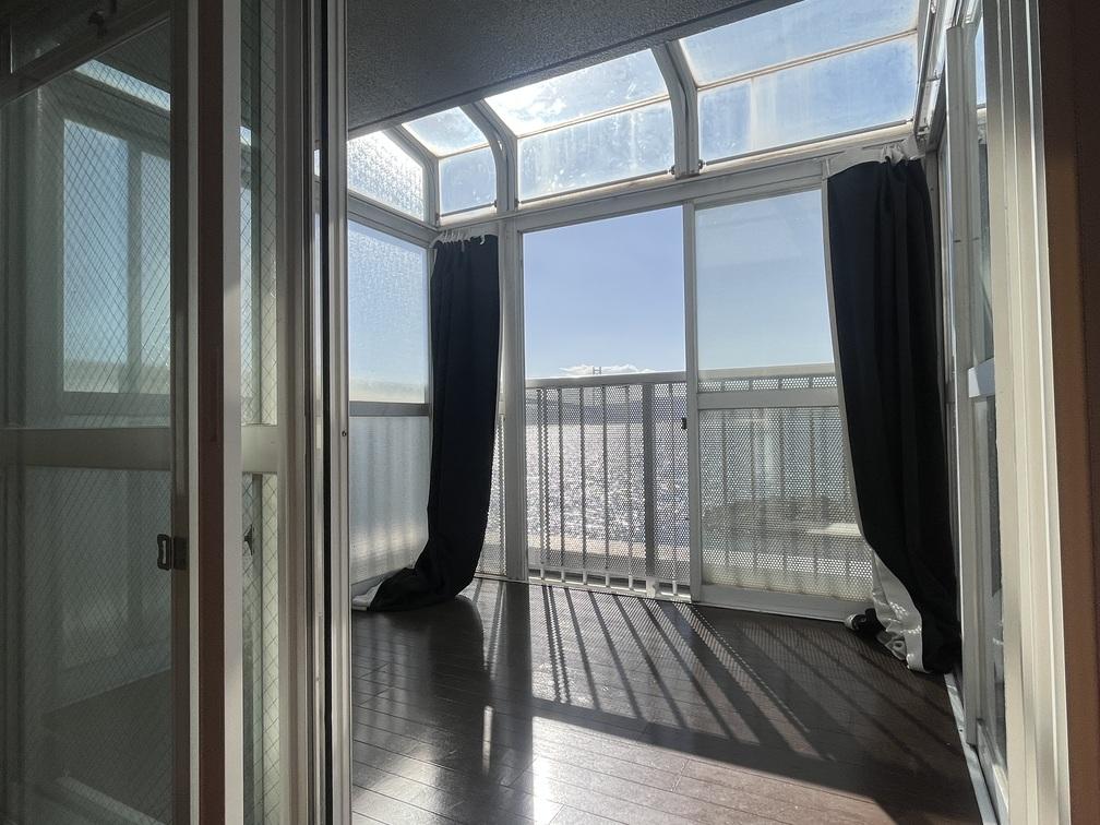 神戸市垂水区西舞子の売買物件/ぽかぽか日当たりの良いインナーテラス