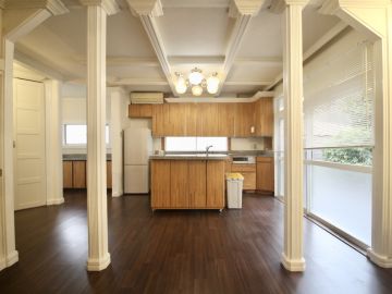 芦屋市東山町の売買物件/異国の居心地