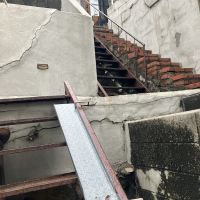 神戸市灘区寺口町の売買物件/擁壁に亀裂があります