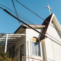 神戸市北区鈴蘭台南町の売買物件/三角屋根とアーチの窓が素敵