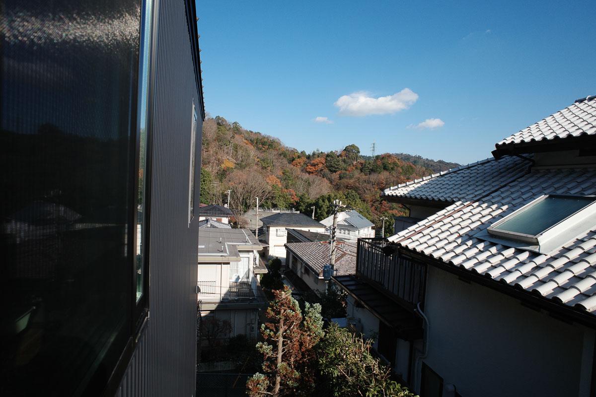 神戸市東灘区渦森台の売買物件/2Fの窓からSAY HELLO