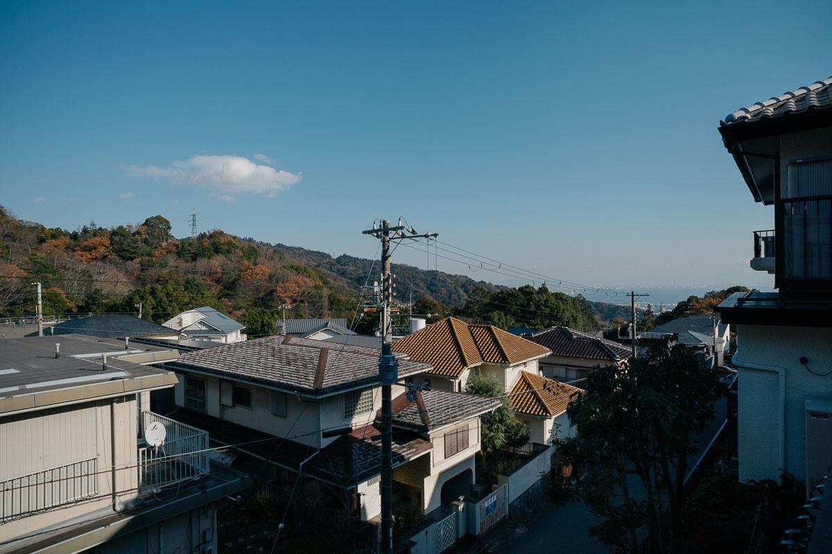 神戸市東灘区渦森台の売買物件/テラスからの風景山と街と