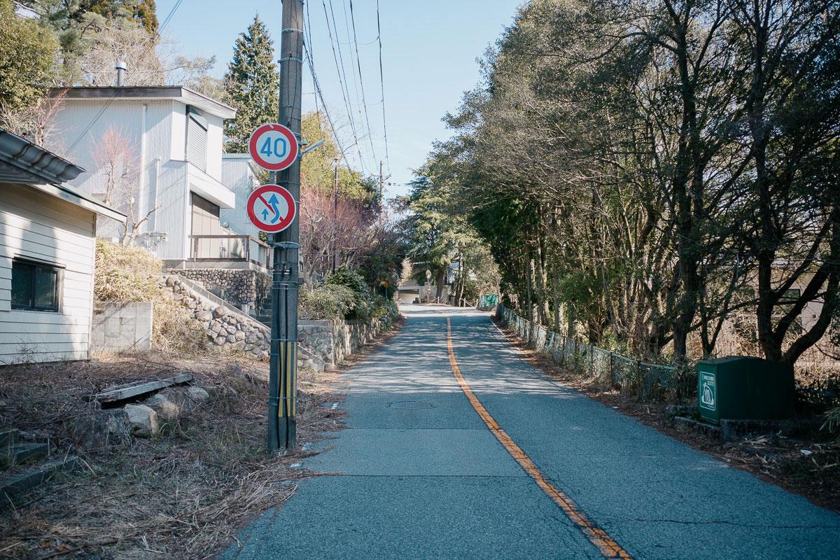 神戸市灘区六甲山町西谷山の売買物件/接道もしっかりした幅があります