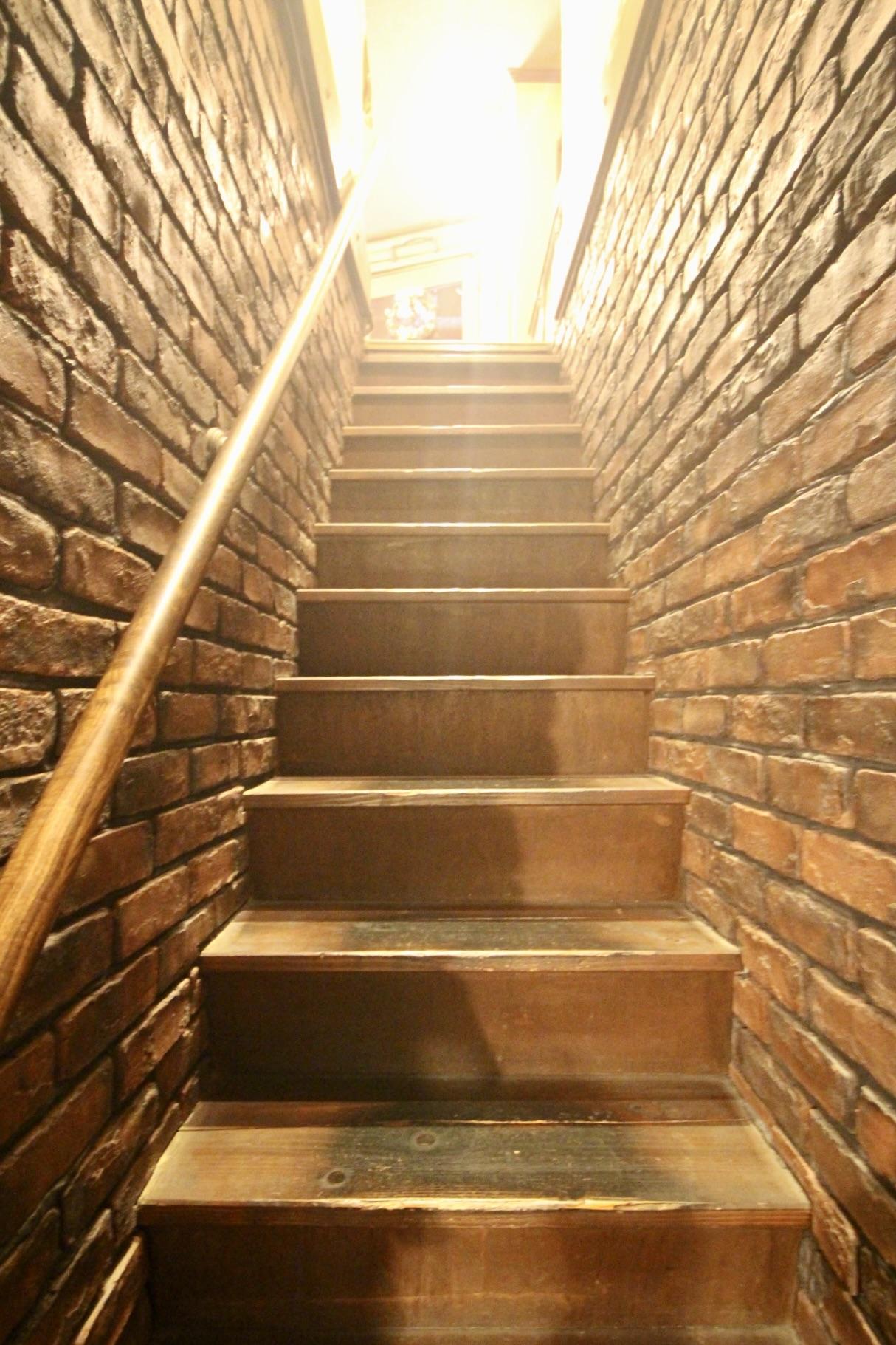 神戸市中央区北野町の売買物件/階段