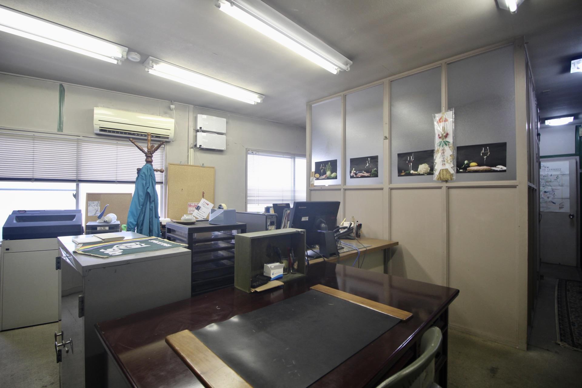 神戸市中央区北野町の売買物件/この木製建具をうまく活かすのも楽しそう