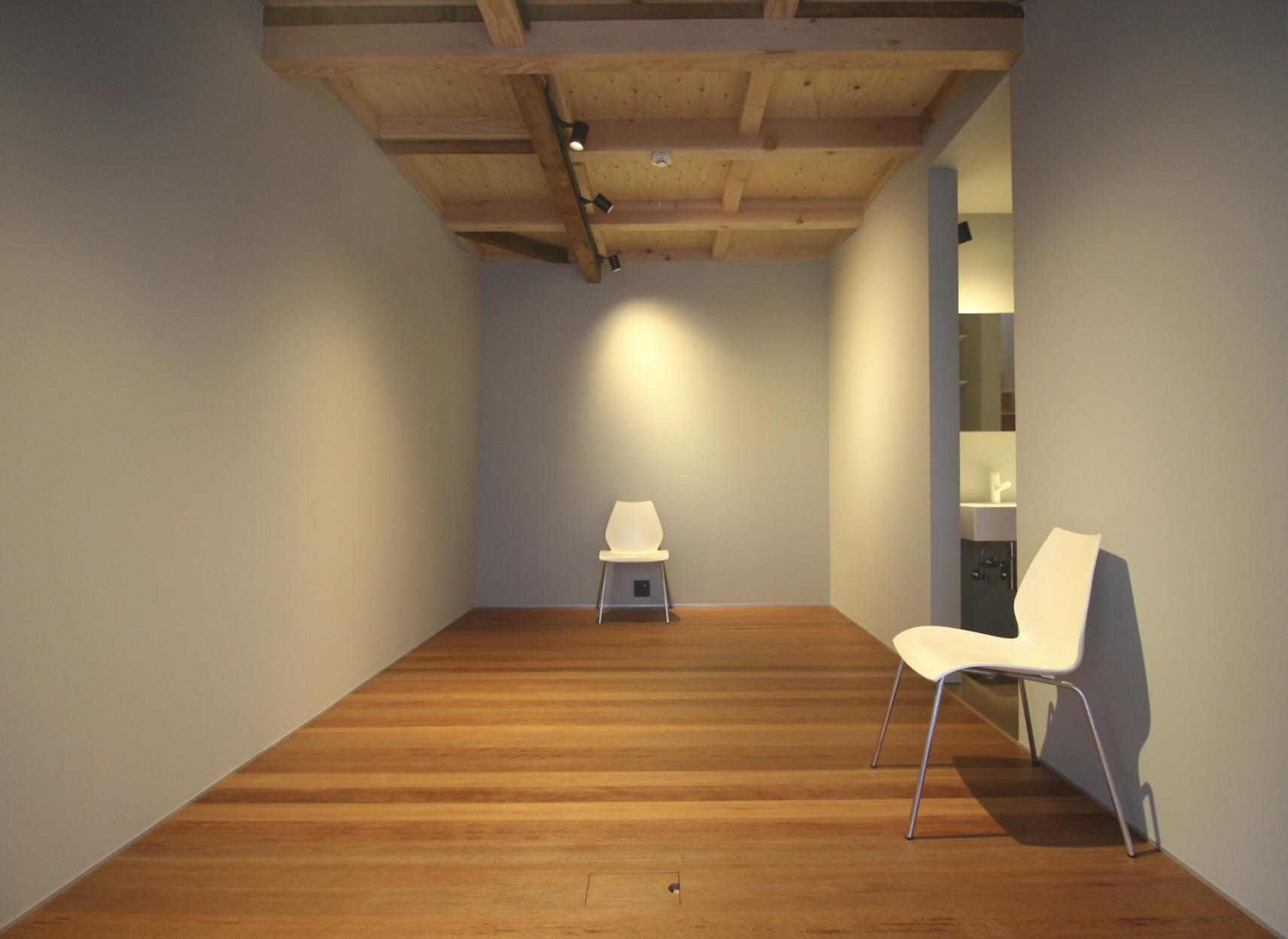 神戸市須磨区須磨浦通の賃貸物件/家具を置くだけで絵になる1階