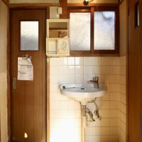 神戸市東灘区本山北町の賃貸物件/どこか懐かしい、ころんとしたコンパクトなタイプの洗面台