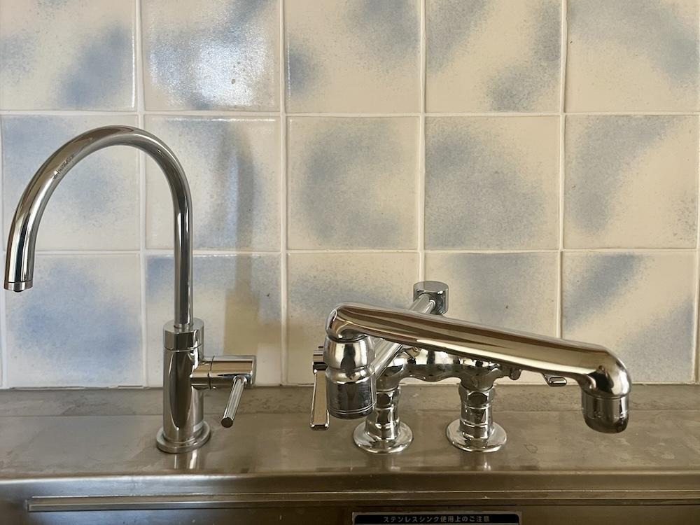 神戸市東灘区岡本の売買物件/水栓に至る細部までも抜かりなくこだわり抜いたお手製のキッチン