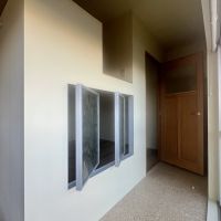 神戸市東灘区岡本の売買物件/ハシゴをかけてロフトに上がります。