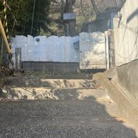 神戸市須磨区上細沢町の売買物件/物件へのアプローチは階段です。