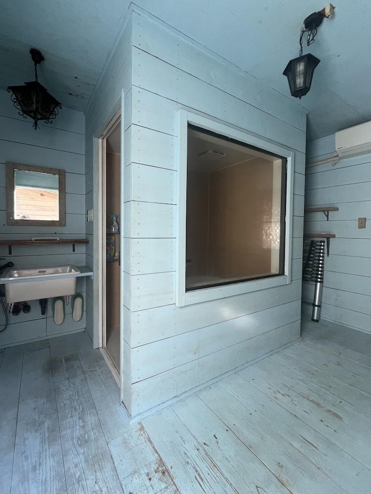 神戸市須磨区上細沢町の売買物件/2016年に新設されたスペースにお風呂が完備