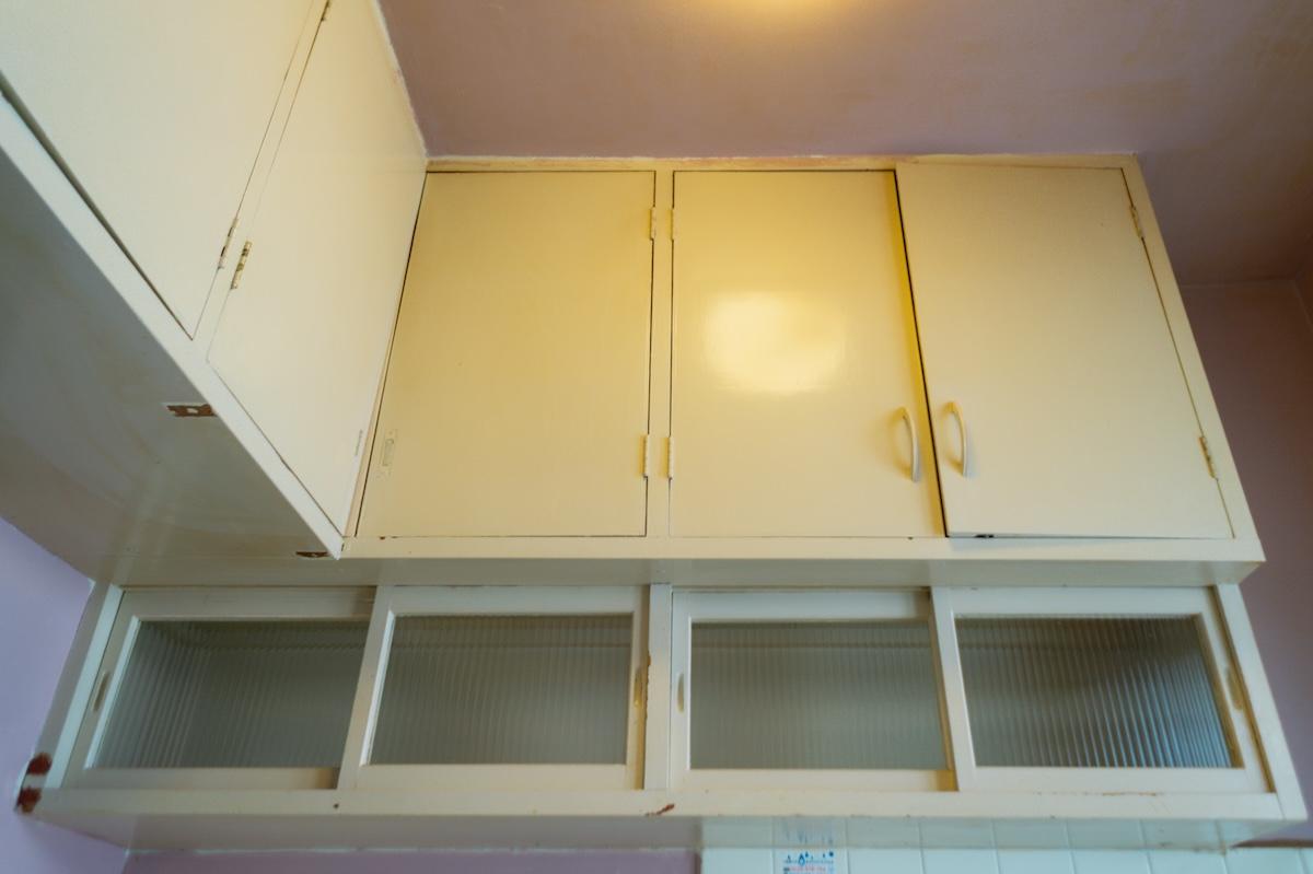 神戸市東灘区岡本の賃貸物件/シンク上には吊り戸棚もたくさん