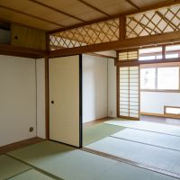 神戸市東灘区岡本の賃貸物件/2階は6畳の和室が2間