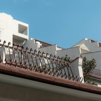 神戸市北区鈴蘭台東町の売買物件/雛壇状のレトロマンション